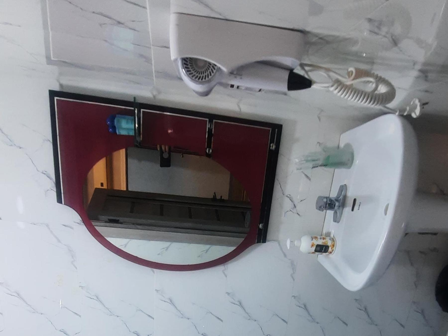 Хотел Хесон Chudschand Zimmer foto